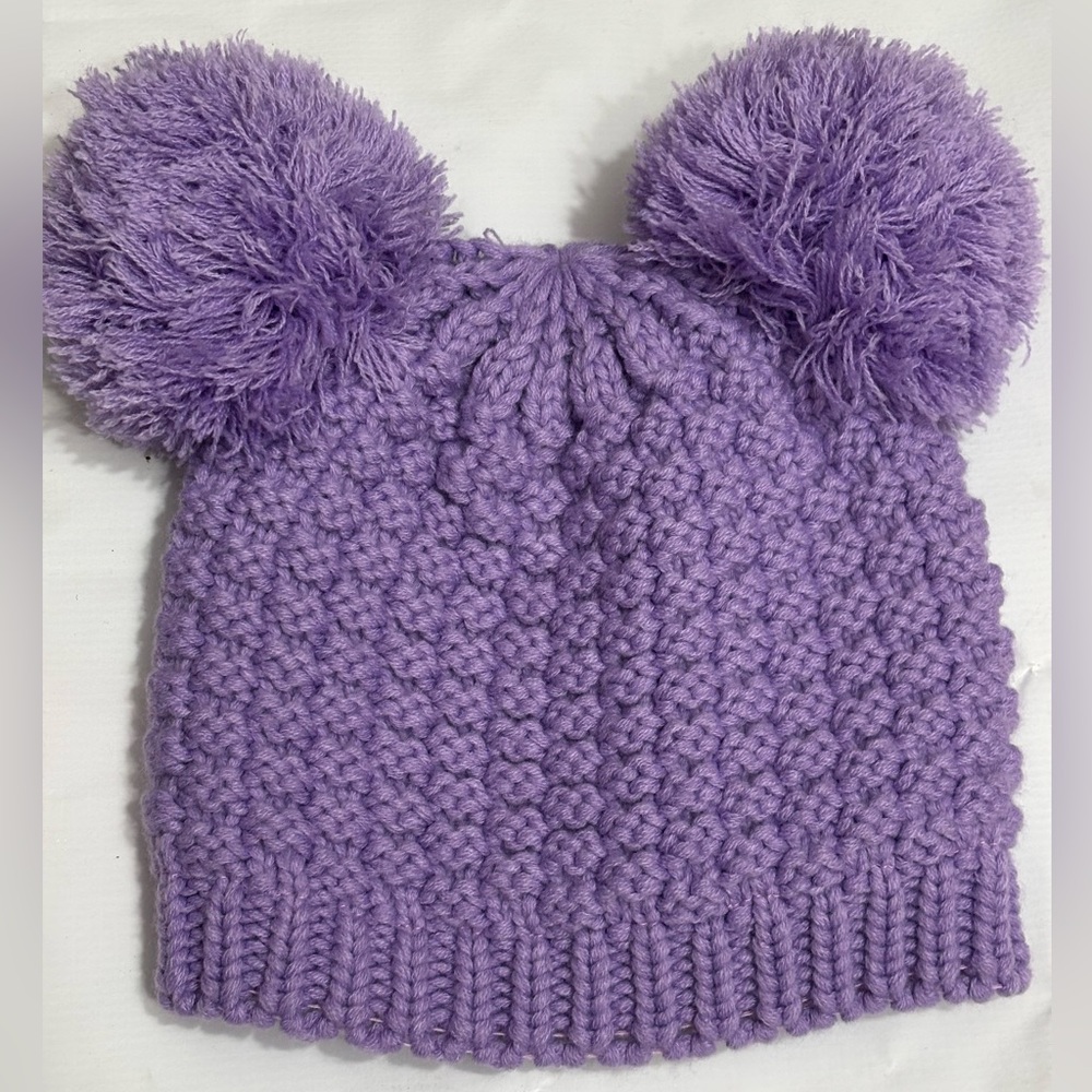 Cozy Purple Pom-Pom Knit Hat like new